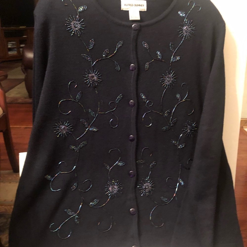 Alfred Dunner navy long sleeve sweater